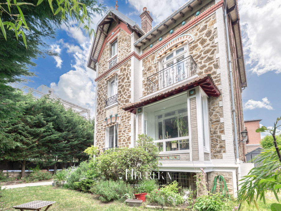 Vente Maison LA VARENNE ST HILAIRE 1 085 000 €