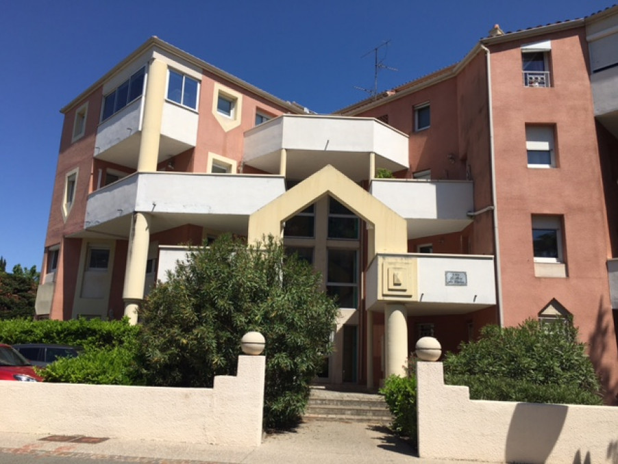 Location Appartement PIERRELATTE  652 €