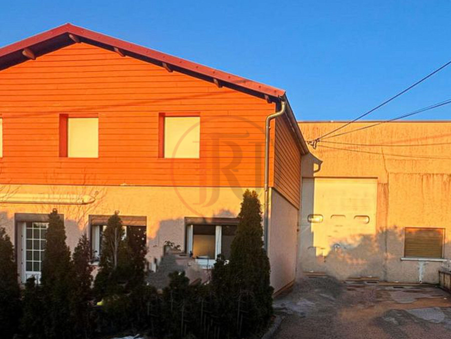 Vente Local Étalans  179 000 €