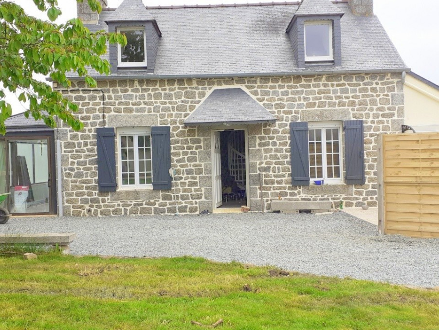 Location Maison PEDERNEC  700 €