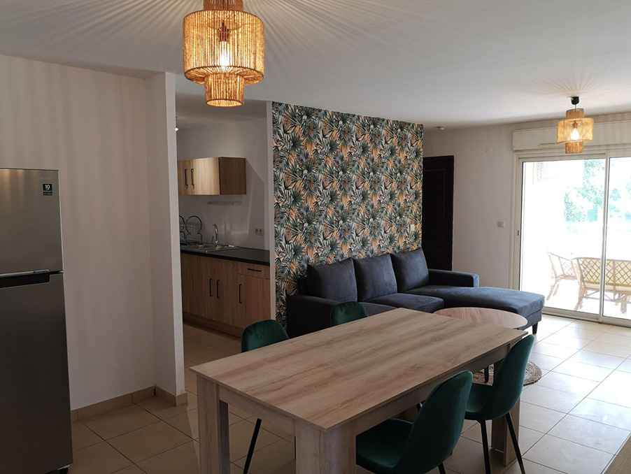 Location Appartement Saint-Pierre  959 €