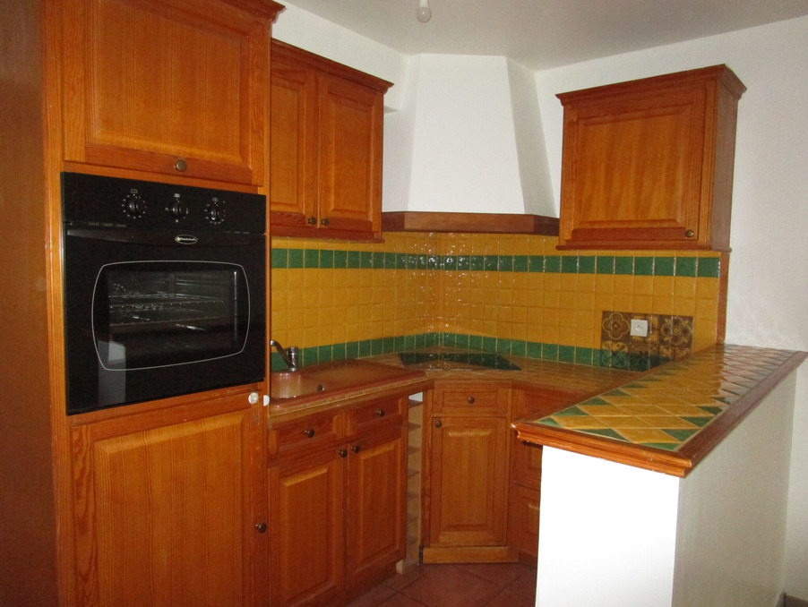 Location Appartement Carcassonne  560 €