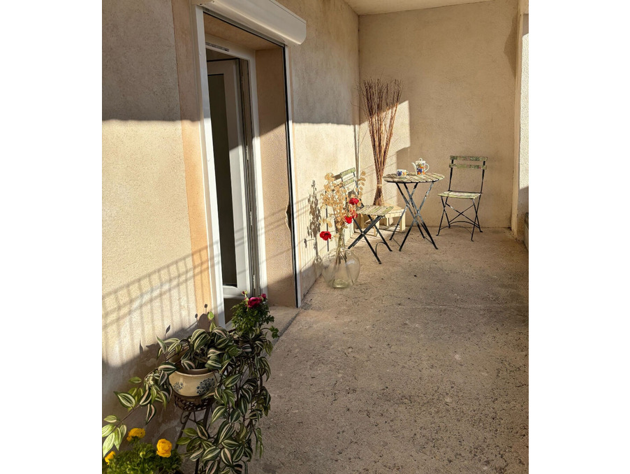 Vente Autre Rousset  560 000 €