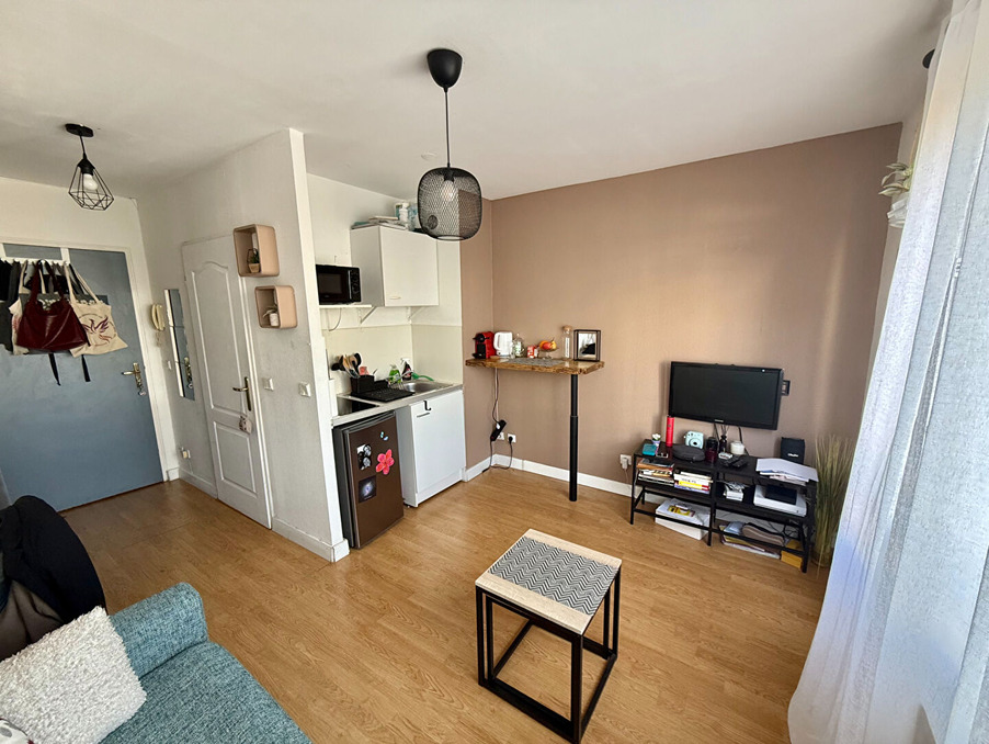Vente Appartement Marseille 8e Arrondissement  129 000 €