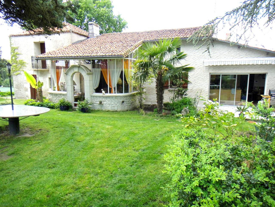 Vente Maison Orches  401 100 €