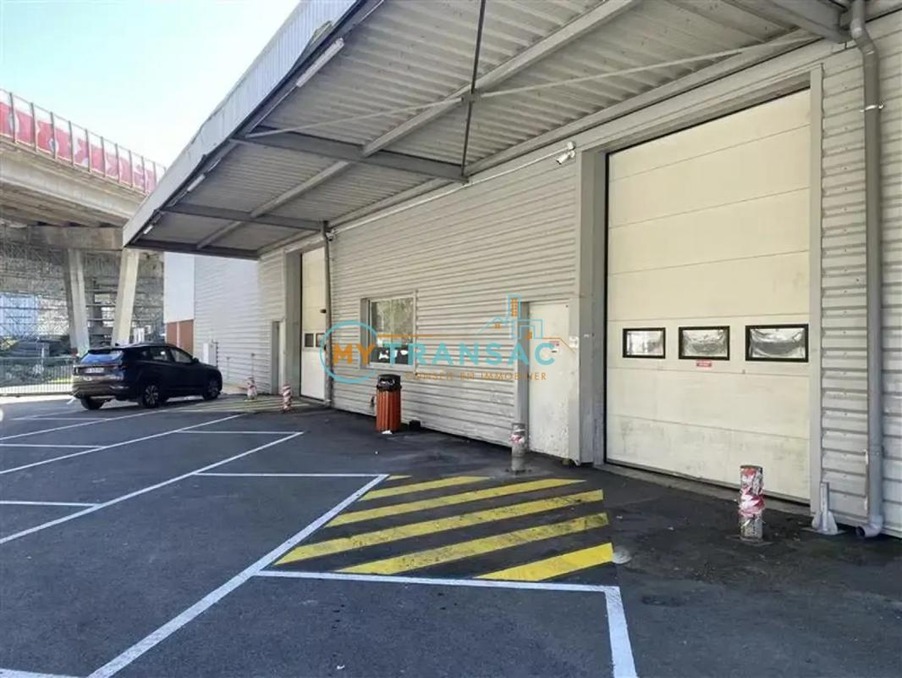Location Local Arcueil 4 914 €