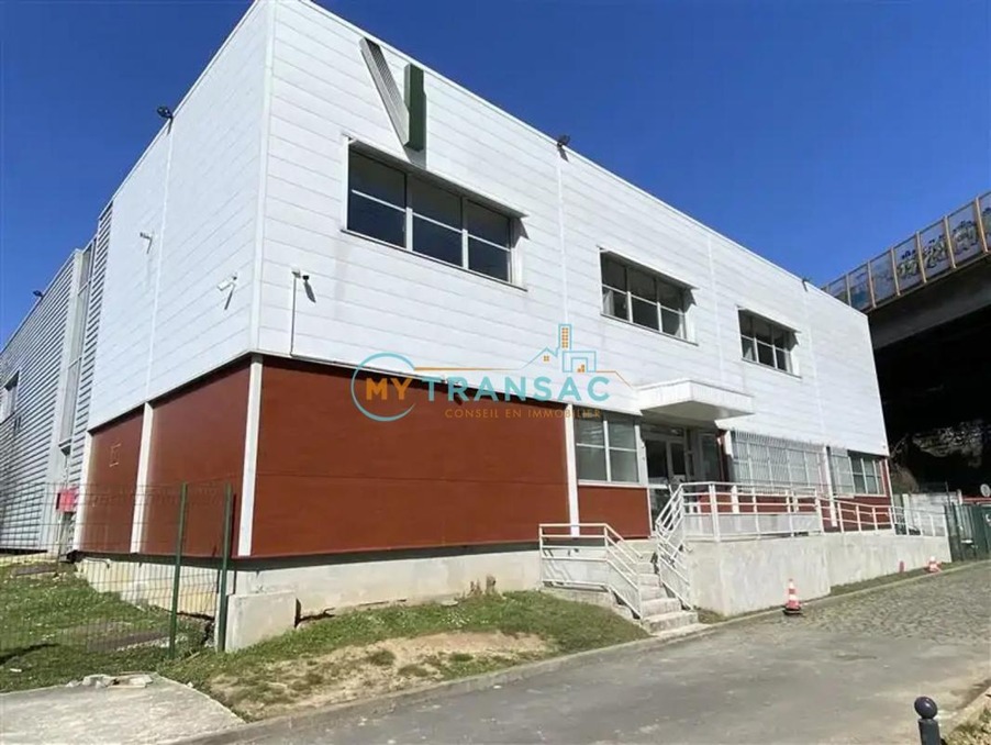 Location Local Arcueil 4 914 €