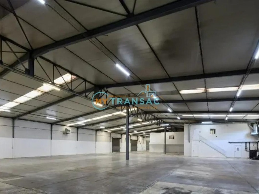 Location Local Morangis 24 499 €