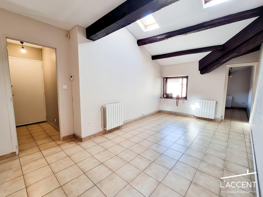 Location Appartement Alès  490 €