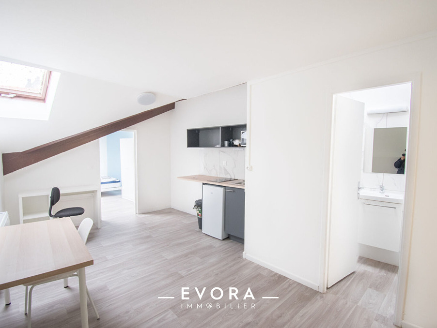 Location Appartement Metz  580 €
