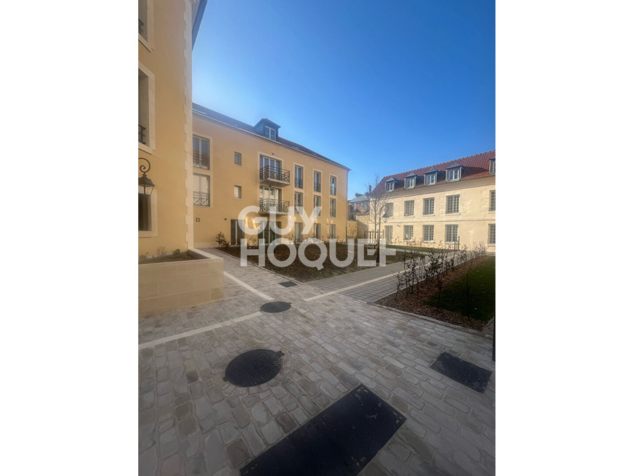 Location Appartement Compiègne  627 €