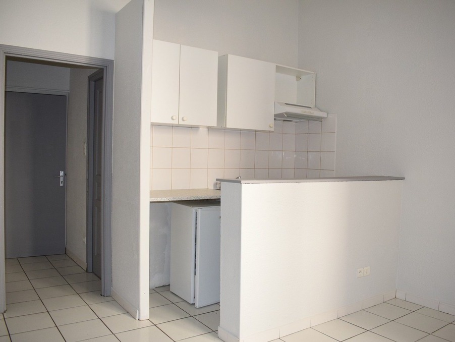 Location Appartement Narbonne  320 €