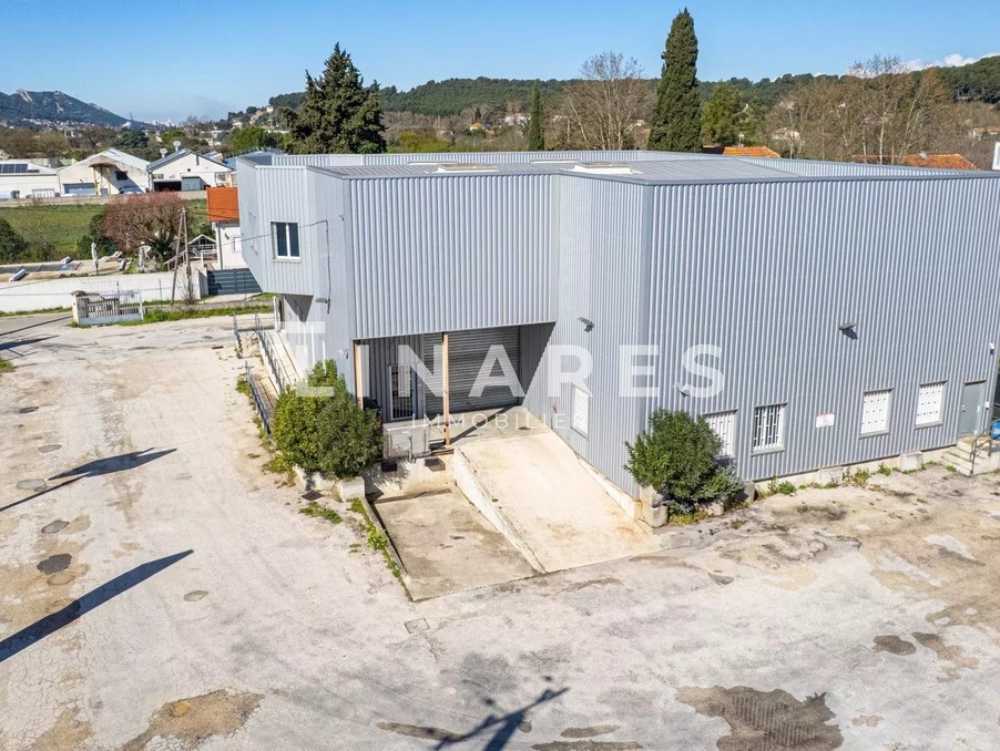 Location Local Aubagne 7 500 €