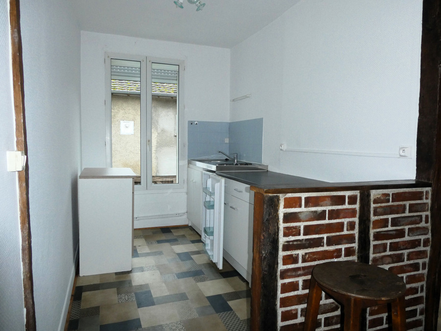 Location Appartement Ouzouer-sur-Trézée  370 €
