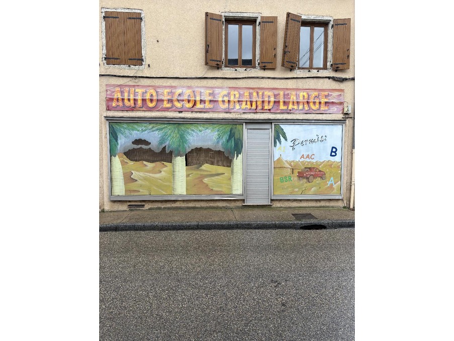 Vente Local Miribel  130 000 €