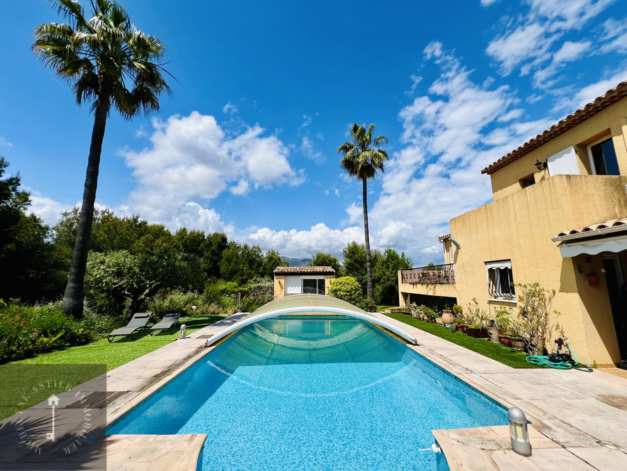 Vente Maison Saint-Laurent-du-Var 1 020 000 €