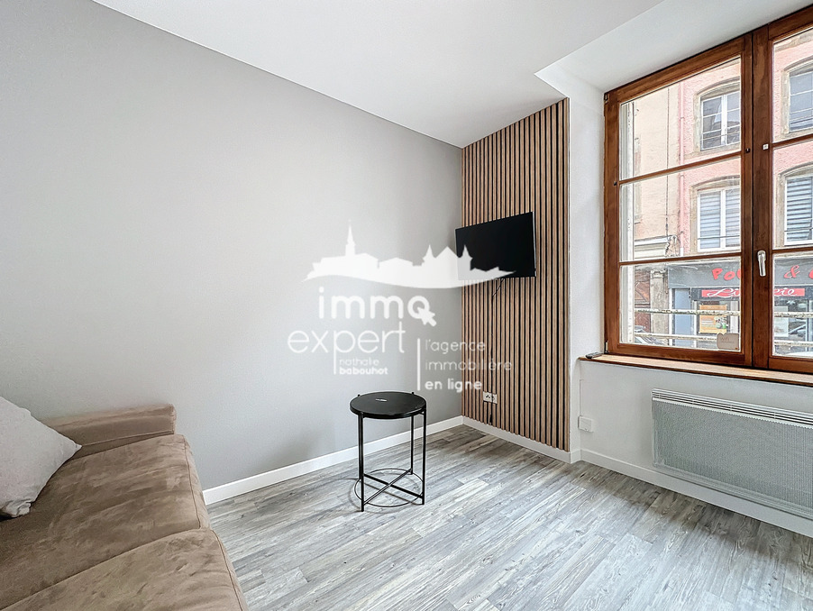 Location Appartement Mirecourt  380 €