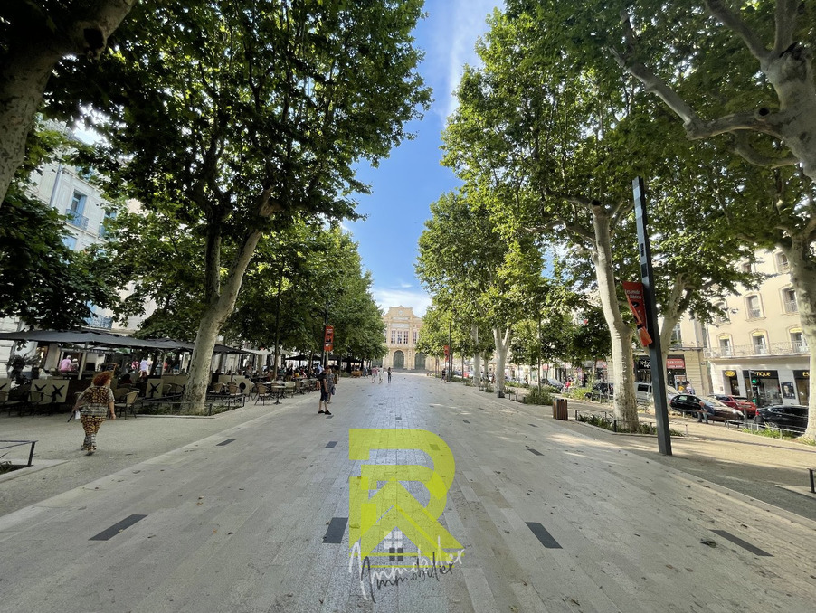 Vente Local Béziers  118 800 €