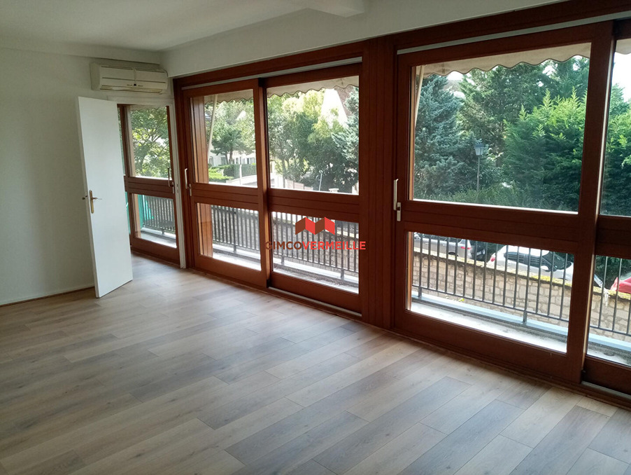 Vente Appartement La celle saint cloud  400 000 €