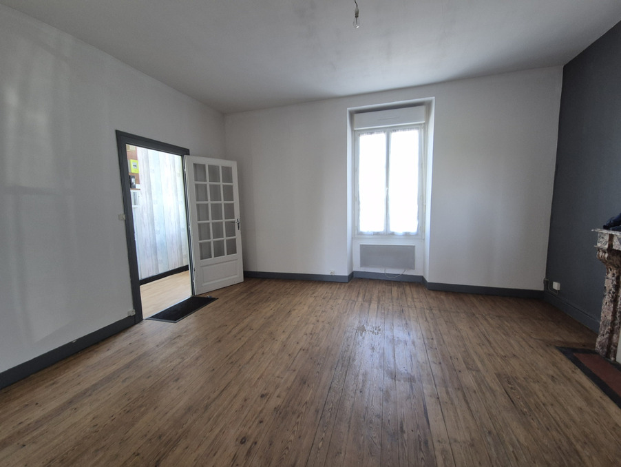 Location Maison Noyen-sur-Sarthe  600 €