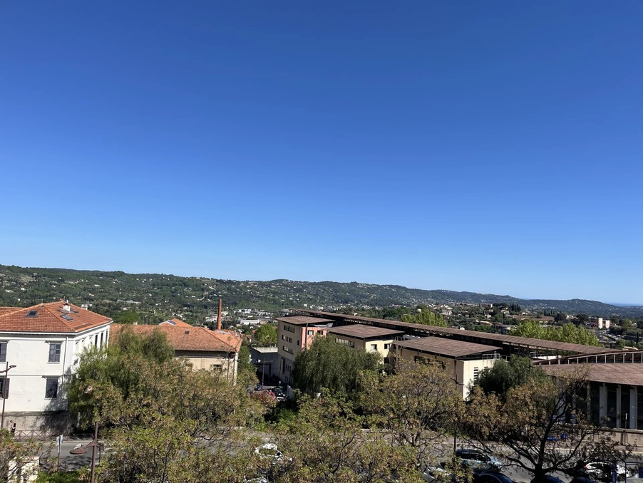 Vente Appartement Grasse  196 000 €
