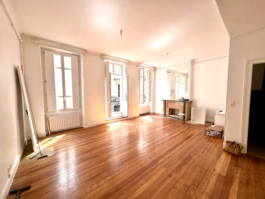 Location Appartement Bordeaux  580 €