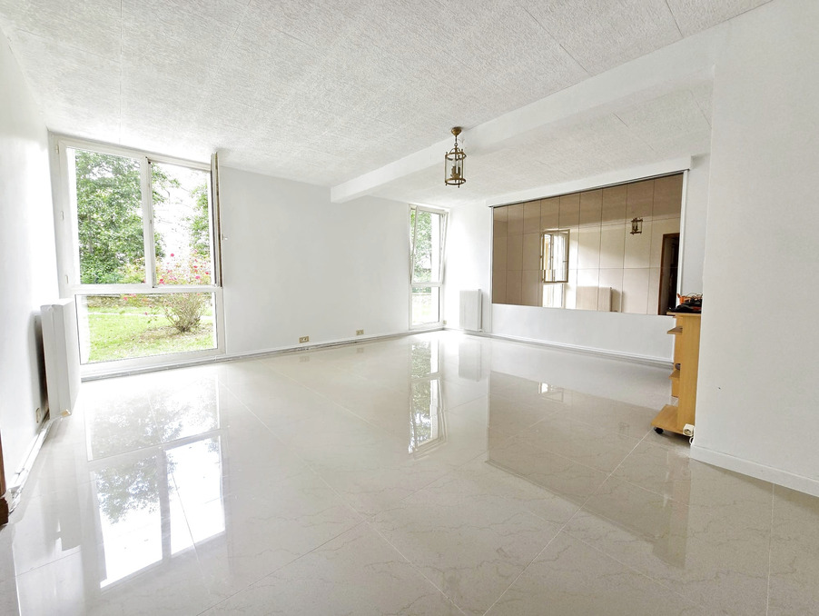 Vente Appartement Le Plessis-Trévise  249 000 €