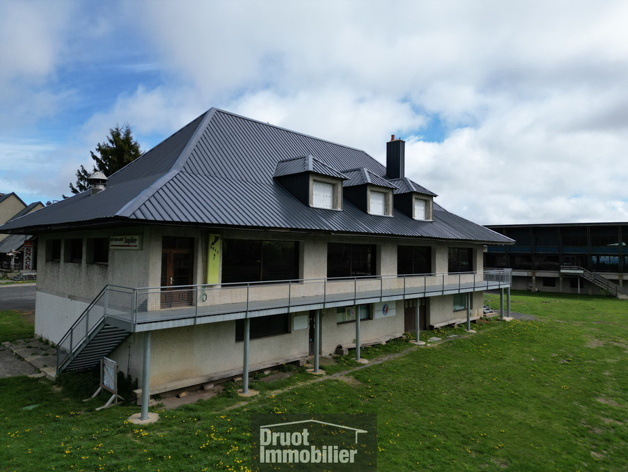 Vente Local Laguiole  336 000 €