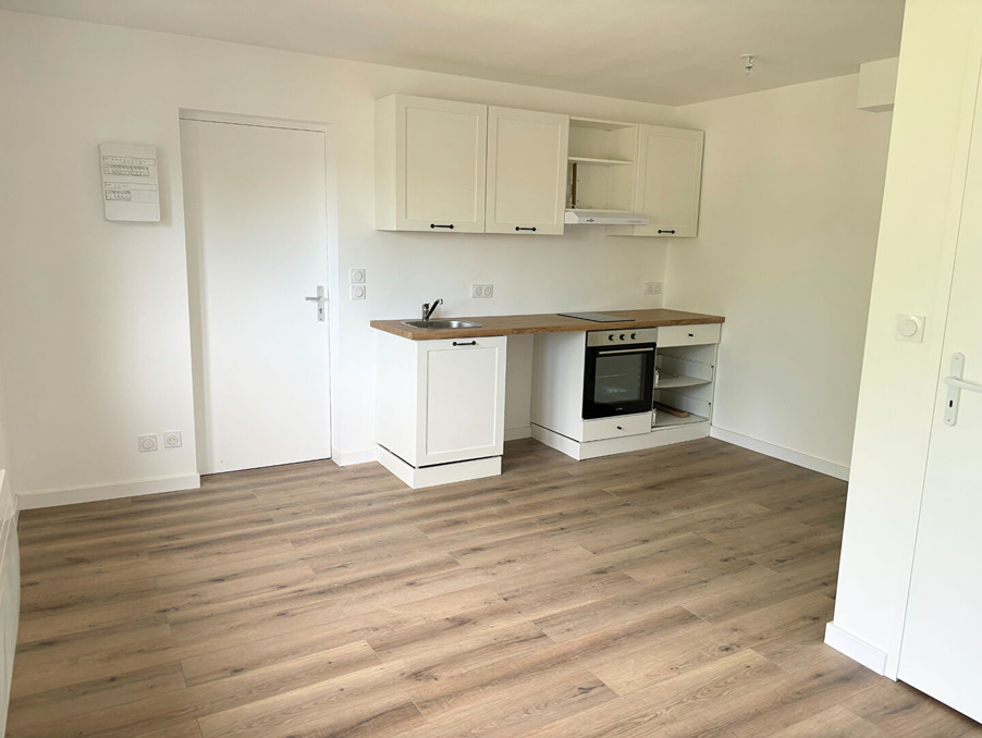 Location Appartement Falaise  350 €