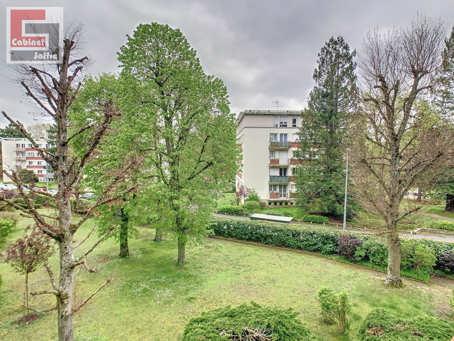 Location Appartement Fontainebleau  757 €