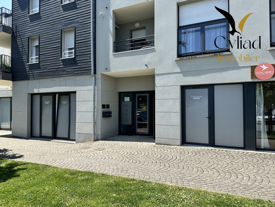 Location Local Saint Méloir des Ondes  470 €