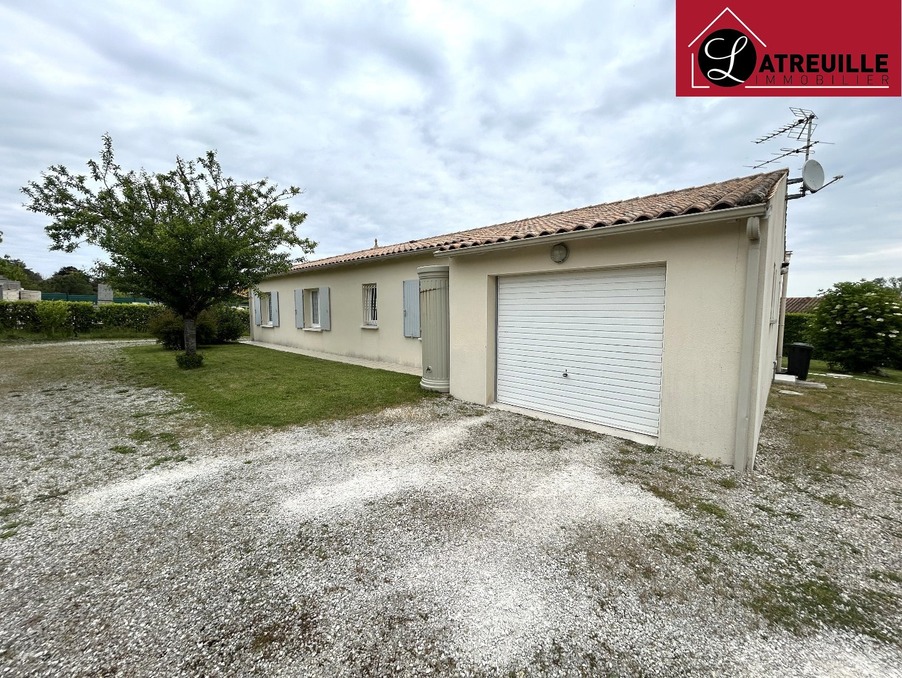 Location Maison SAINTES  990 €