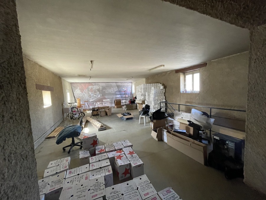 Location Local Sarlat la Canéda  650 €