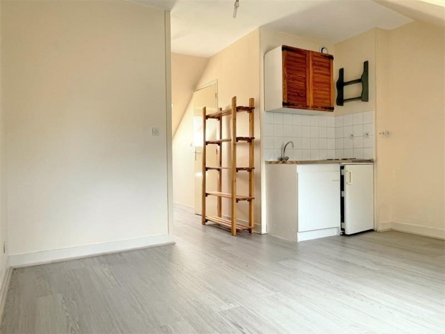 Location Appartement Bolbec  300 €