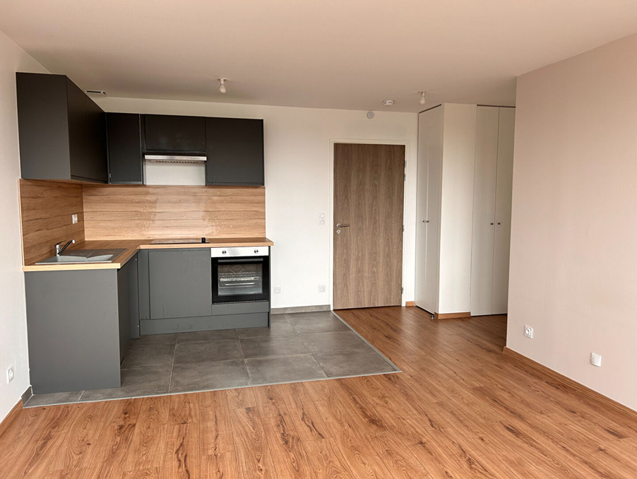 Location Appartement Orleans  570 €