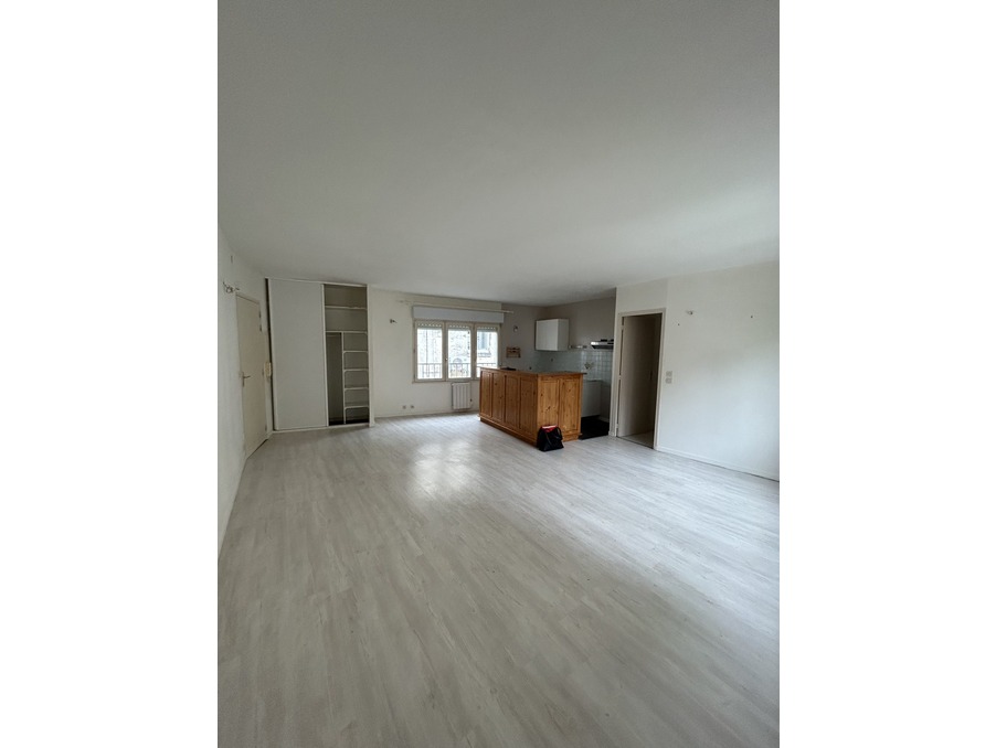 Location Appartement Saintes  671 €