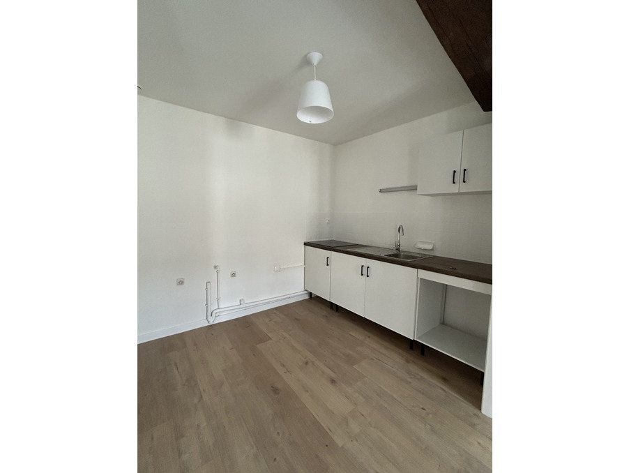 Location Appartement Saintes  686 €