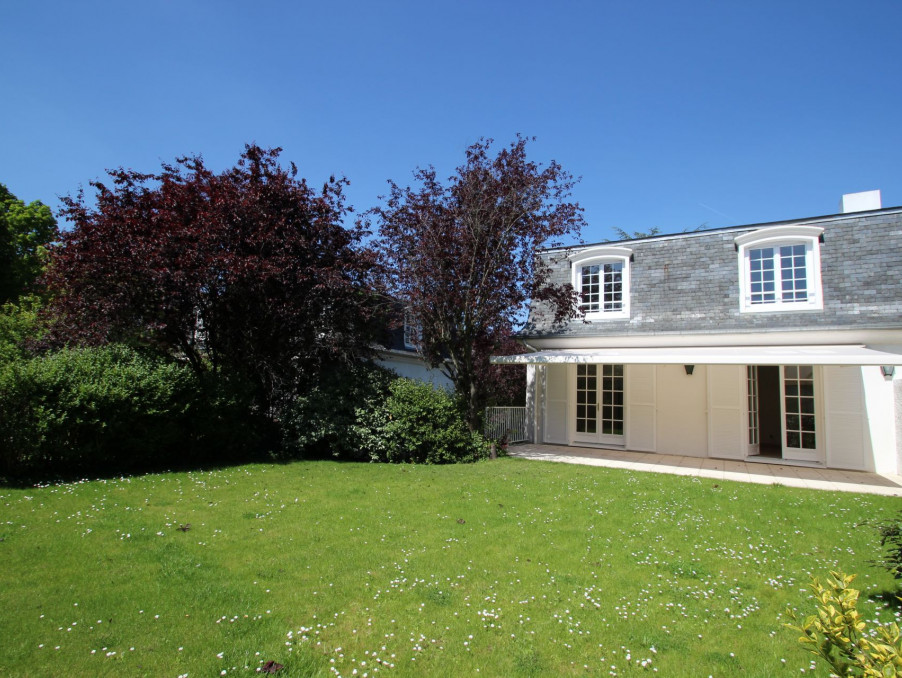 Location Maison CROISSY SUR SEINE 2 970 €