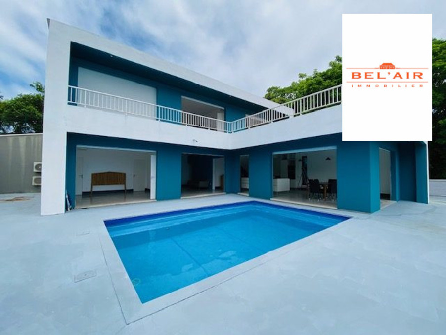 Location Maison Le François 2 670 €
