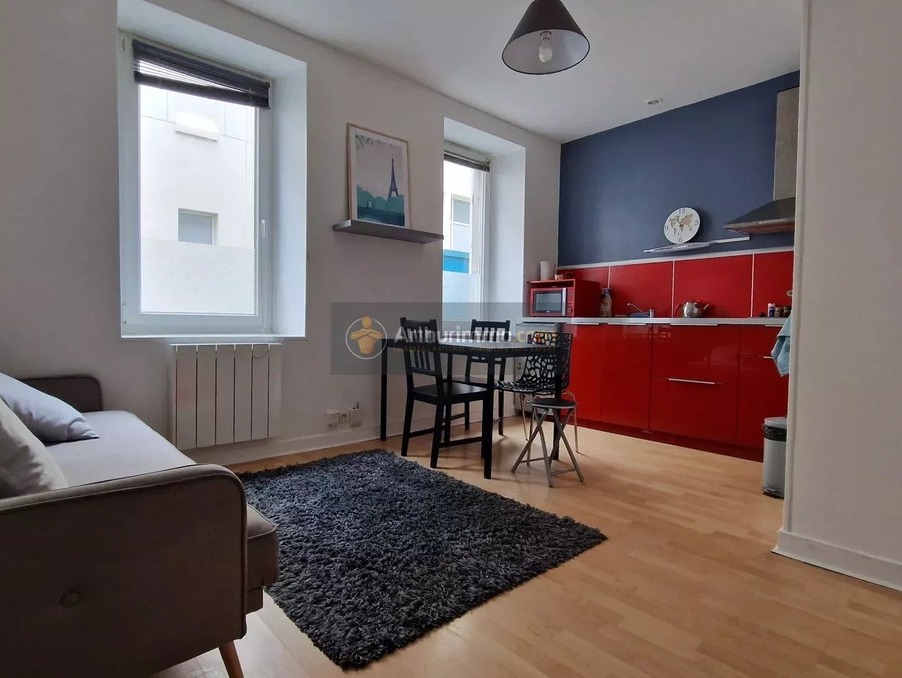 Location Appartement Brest  390 €