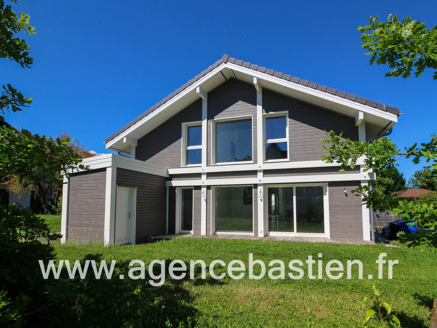 Vente Maison Divonne-les-Bains 1 090 000 €