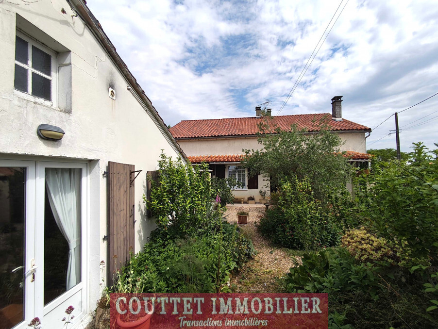 Vente Maison CHASSENEUIL SUR BONNIEURE  169 600 €