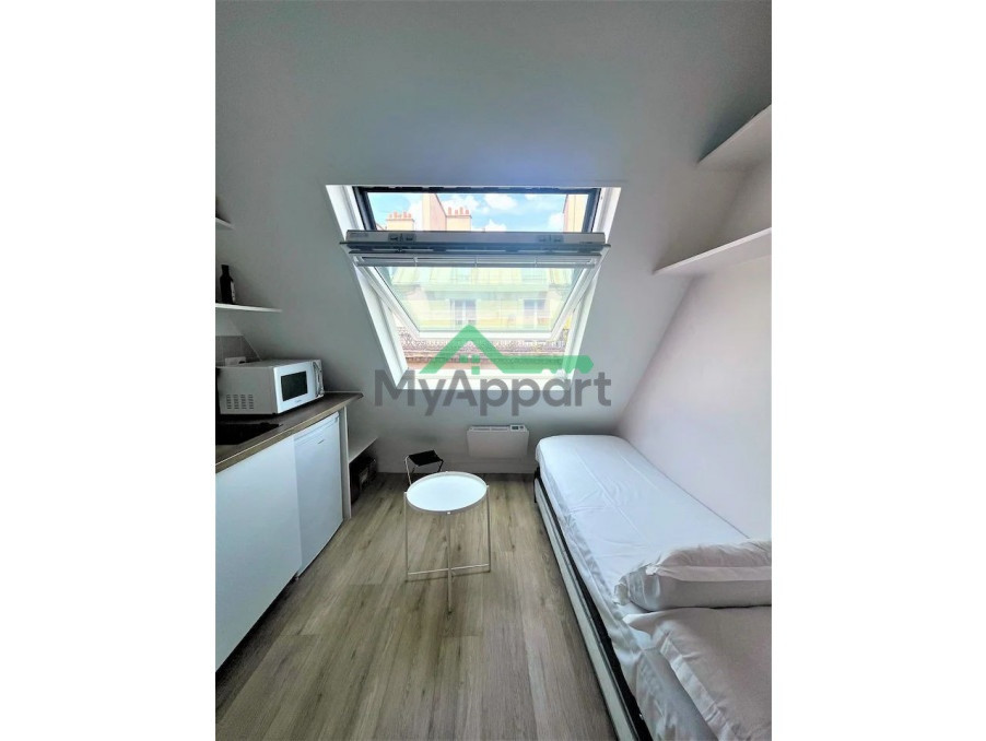 Location Appartement PARIS 4EME ARRONDISSEMENT  590 €