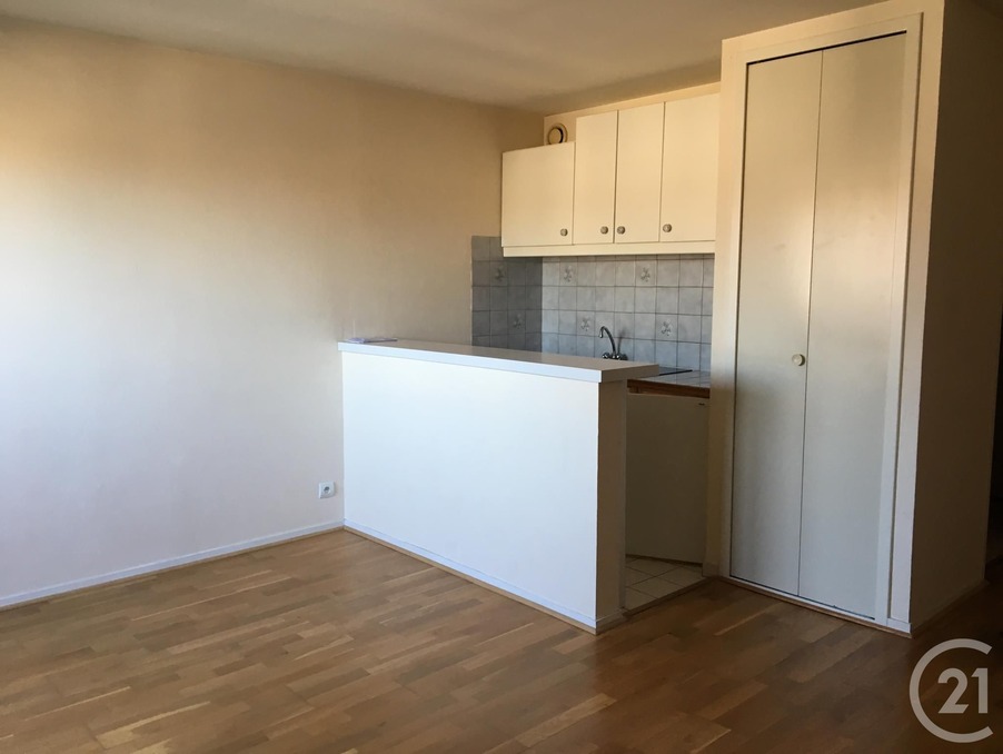 Location Appartement Gif sur yvette  671 €