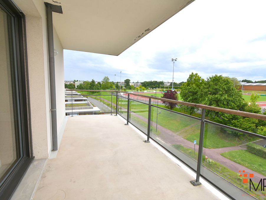 Location Appartement Pace  900 €