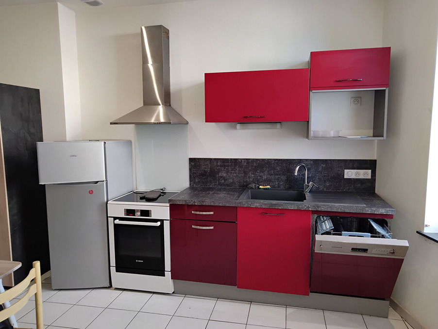 Location Appartement Epinac  340 €