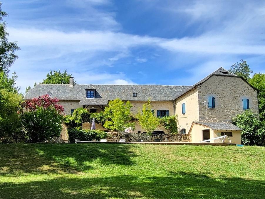 Vente Propriete LUNAC  585 000 €