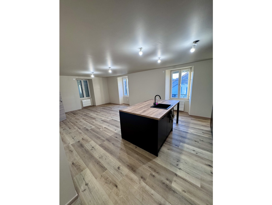 Vente Appartement Châlonvillars  127 000 €