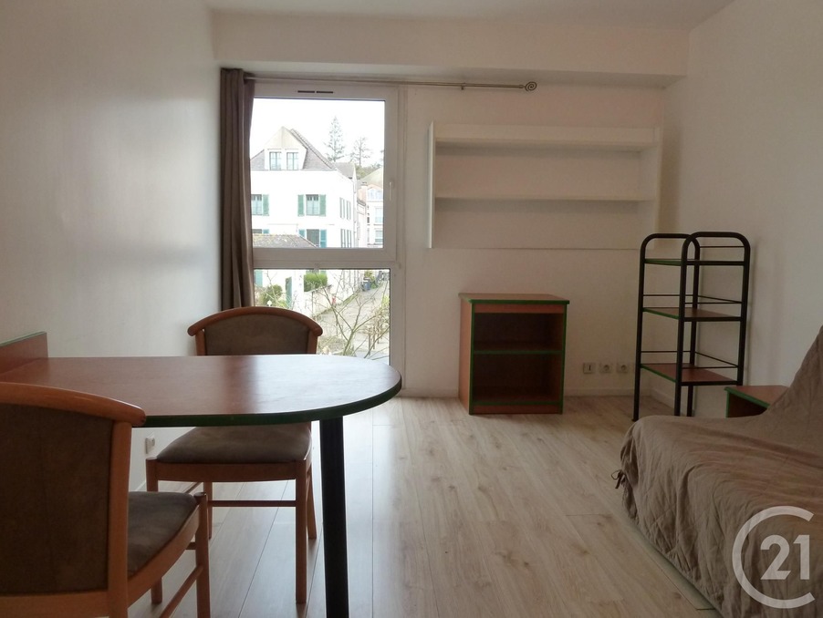 Location Appartement Gif sur yvette  622 €