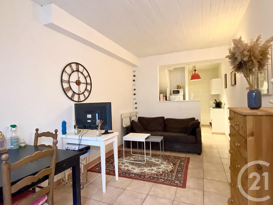Location Maison Arles  650 €